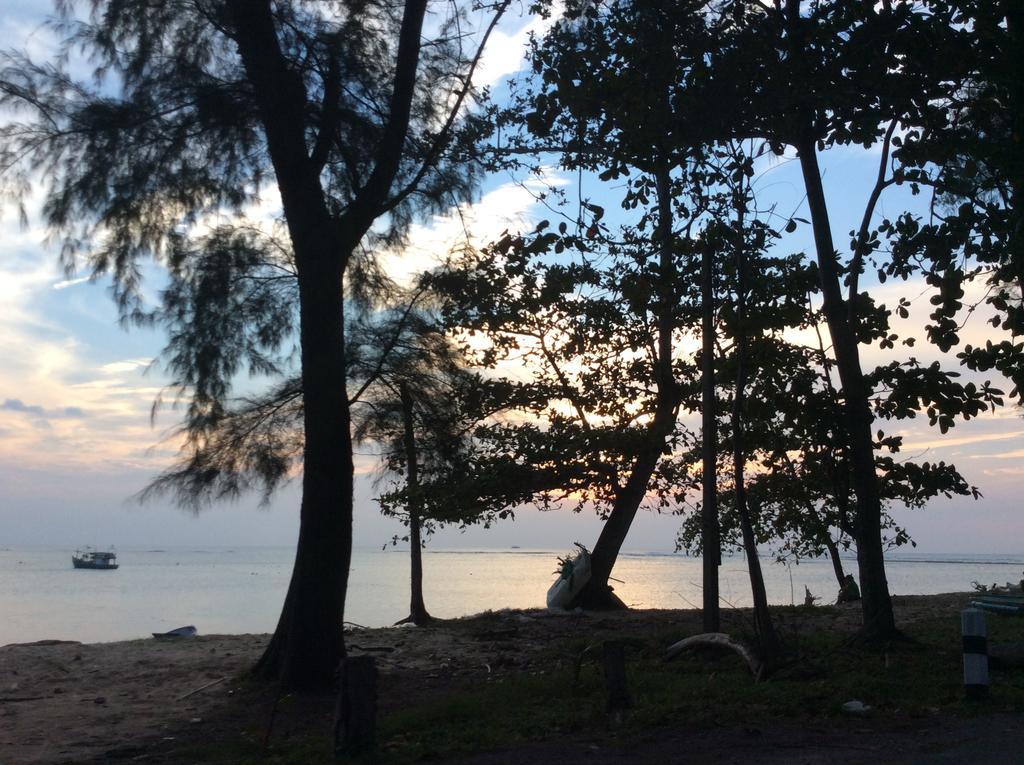 Hubb Hostel Phuket Airport Nai Yang Luaran gambar