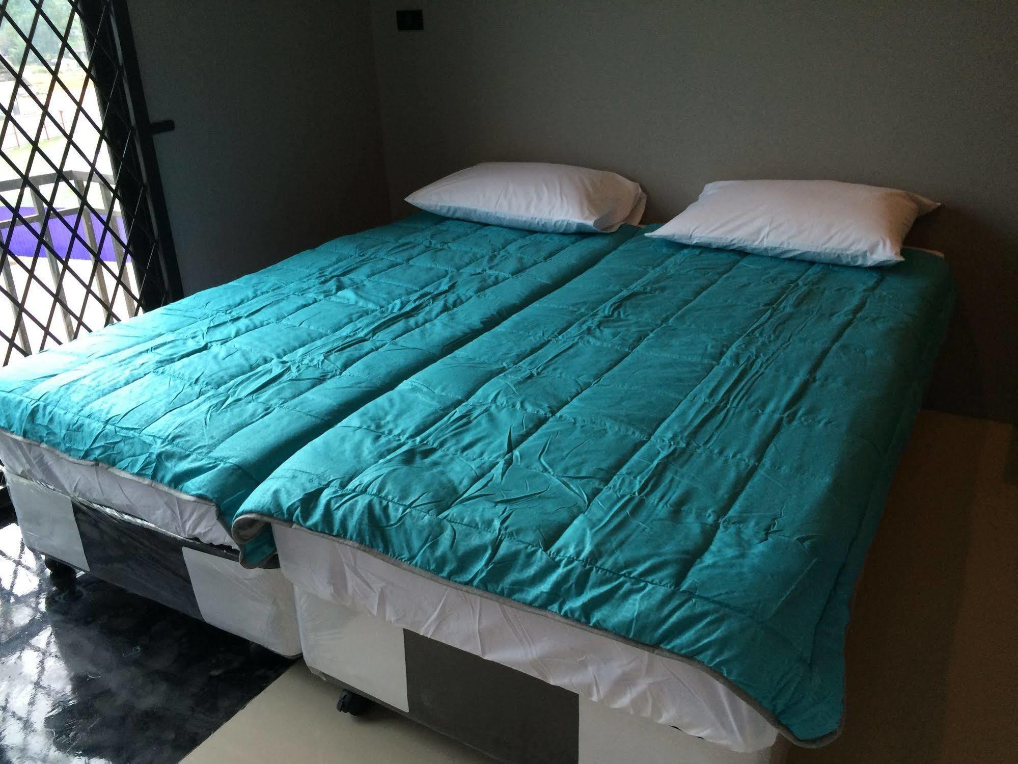 Hubb Hostel Phuket Airport Nai Yang Luaran gambar