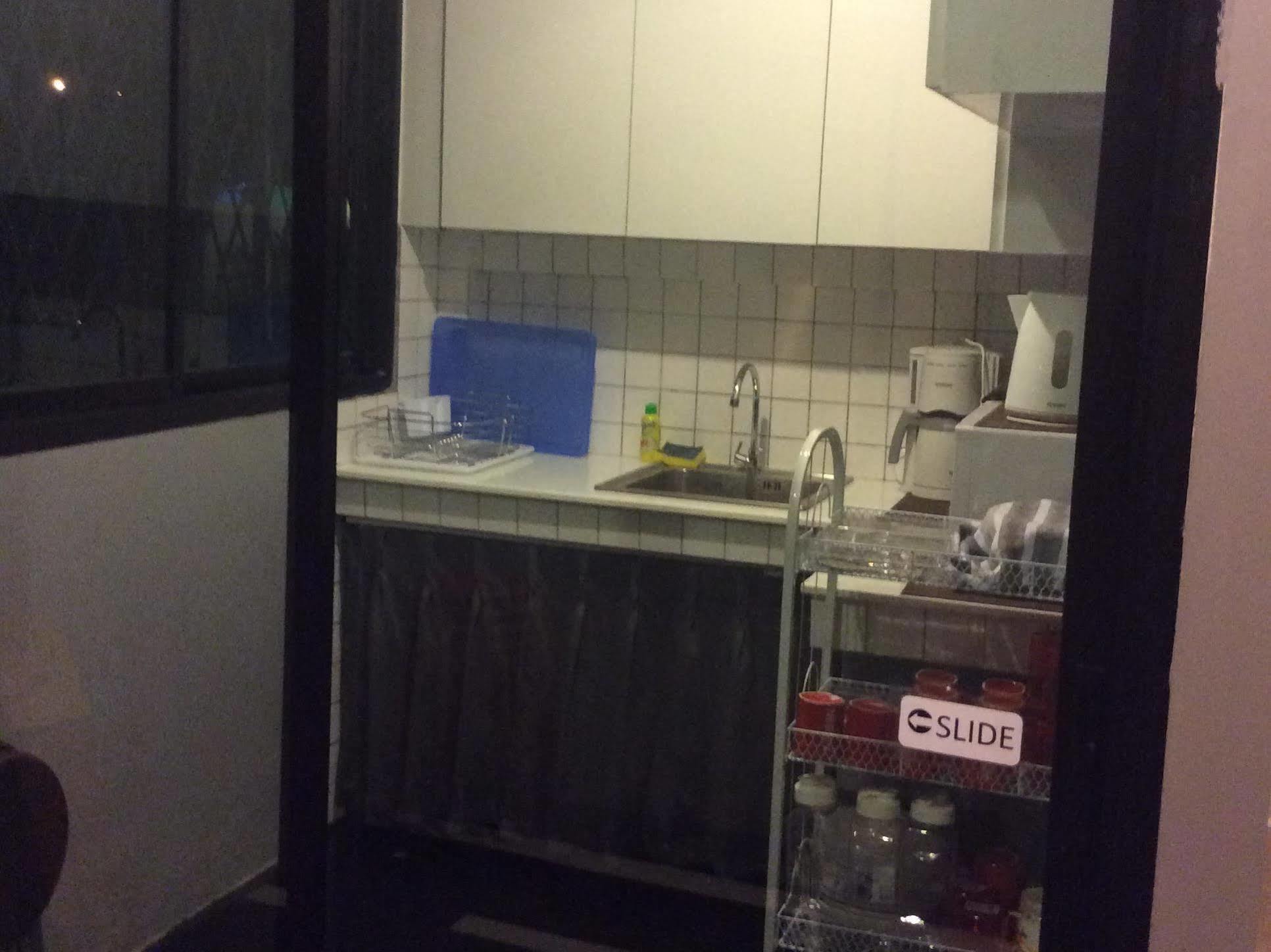 Hubb Hostel Phuket Airport Nai Yang Luaran gambar