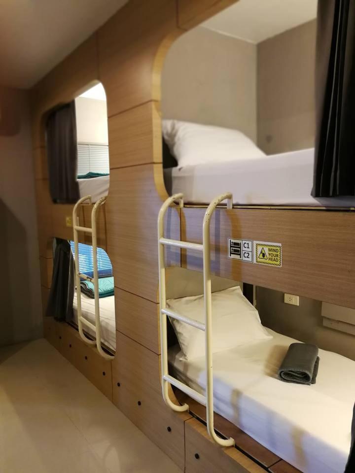 Hubb Hostel Phuket Airport Nai Yang Luaran gambar